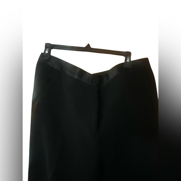 Celine Vintage Skinny Leg Pants
Size: LI US10, FR42 - Picture 4 of 4